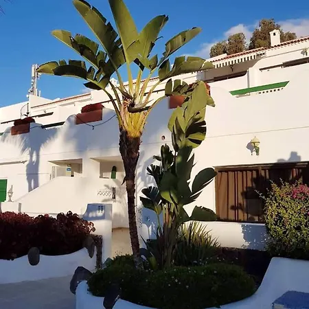 One Bedroom With Shared Pool Garden And Wifi At 1 Km Away From The